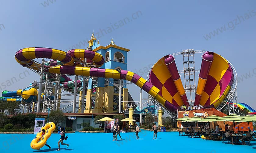 浙江宁波大目湾阿拉的海水上乐园超级龙卷风滑道