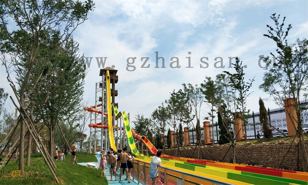 投资水上乐园势必要选择好的水上乐园设备