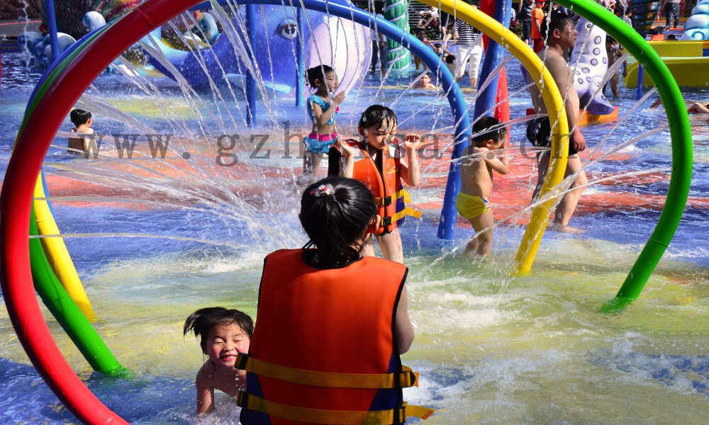 水上乐园设备生产厂家该怎么样挑选？